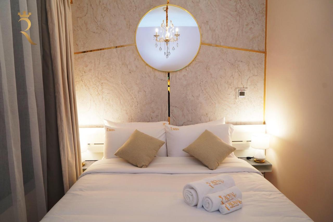 2br Skyhome At Jade Masdar * Al Qurayyah